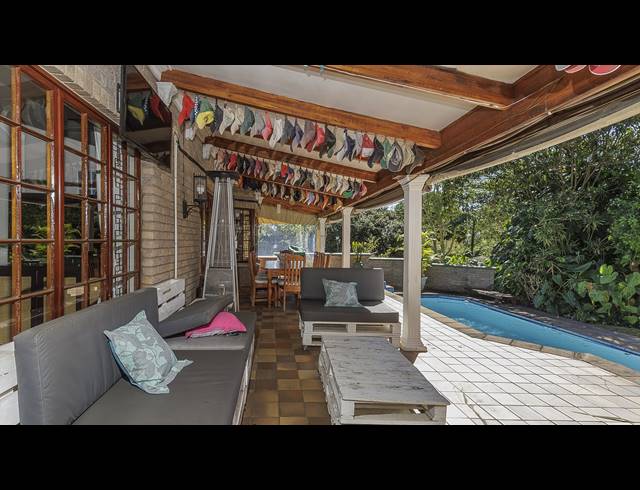 4 BEDROOM HOUSE FOR SALE IN KLOOF